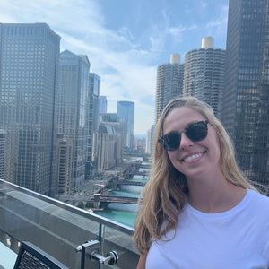 Meet your Posher, Jennie